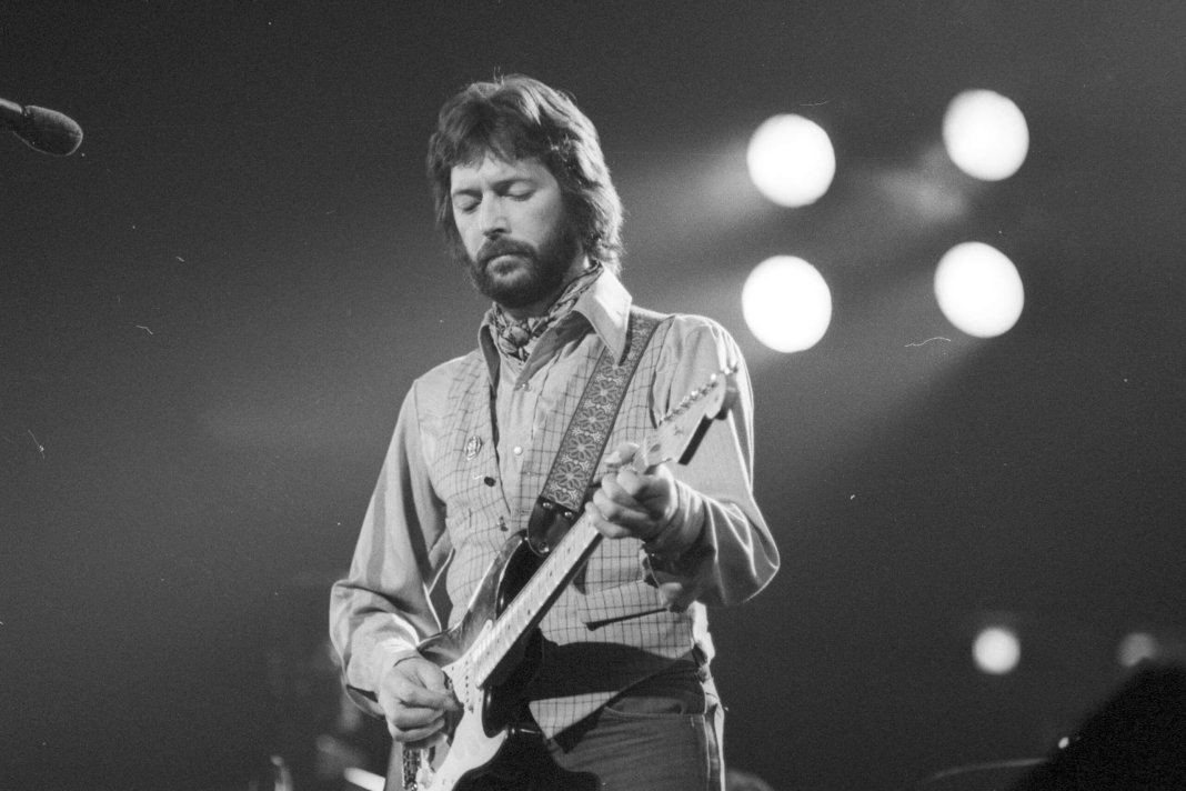 Eric Clapton - Tears In Heaven (Official Video)